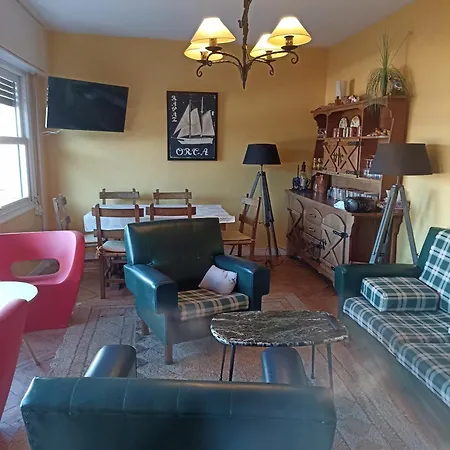 Centrico Zona Marques De Comillas 8 *