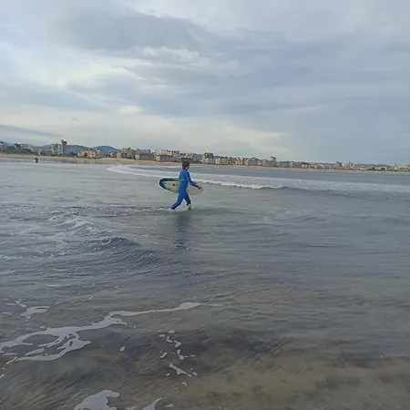 Centrico Zona Marques De Comillas 8 拉雷多