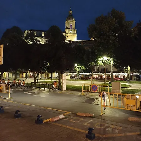 Centrico Zona Marques De Comillas 8 Apartamento