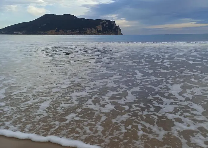 Centrico Zona Marques De Comillas 8 公寓