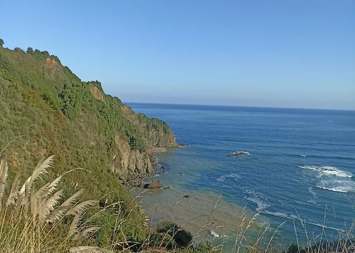 Centrico Zona Marques De Comillas 8 *